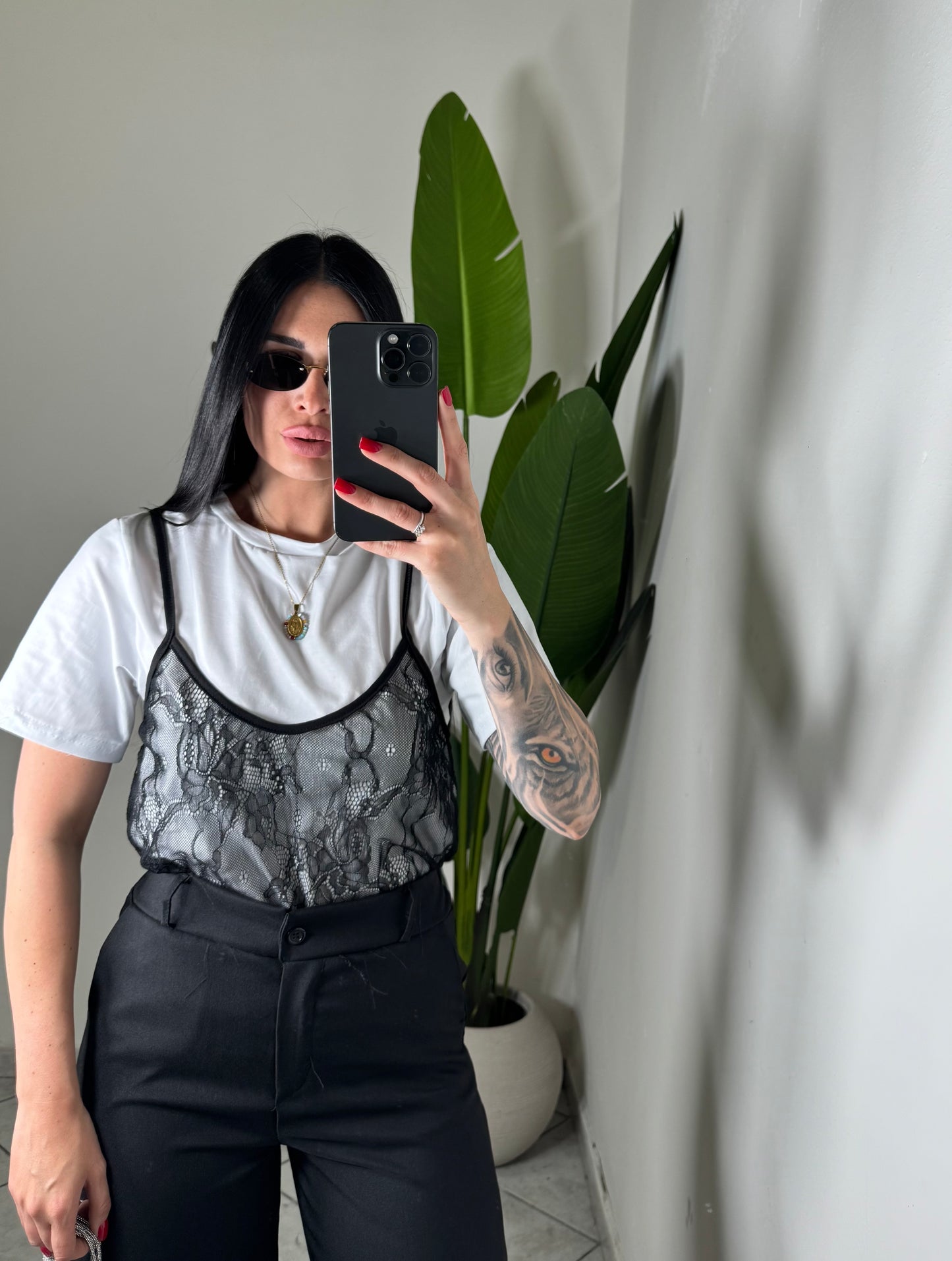 T-shirt + canotta in pizzo✨