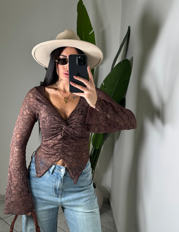 Magliettina in pizzo✨