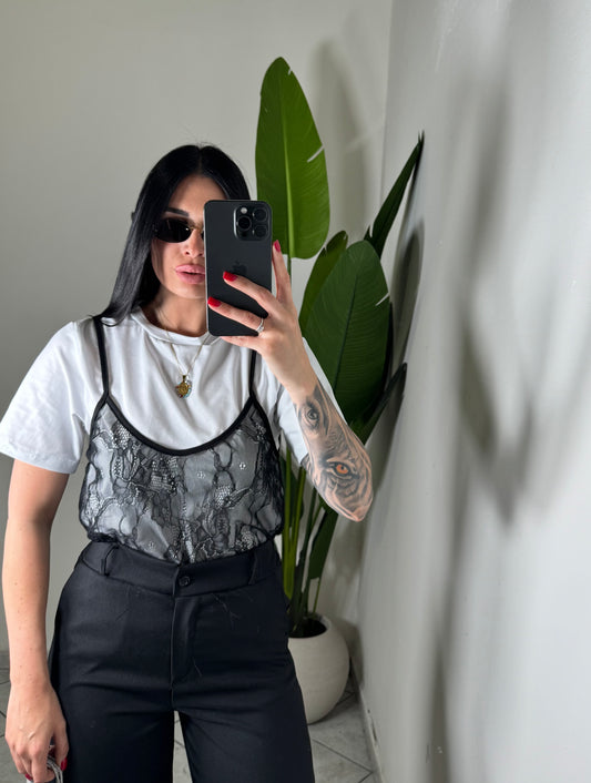 T-shirt + canotta in pizzo✨