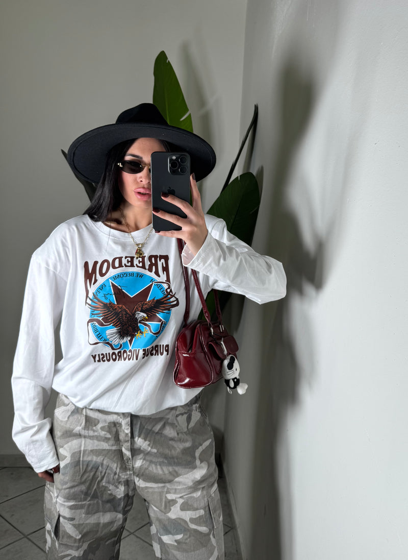 T-shirt freedom✨