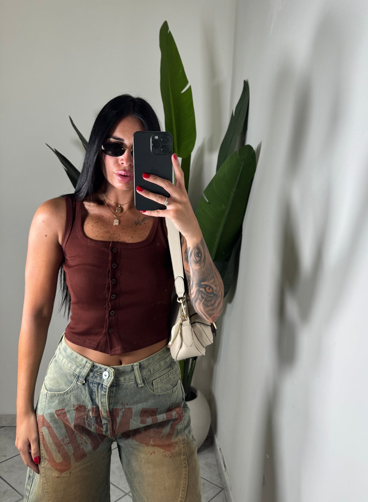 Canotta crop con bottoncini✨