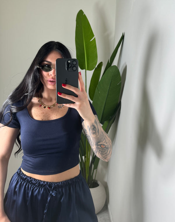 Maglia cotone collo quadrato✨