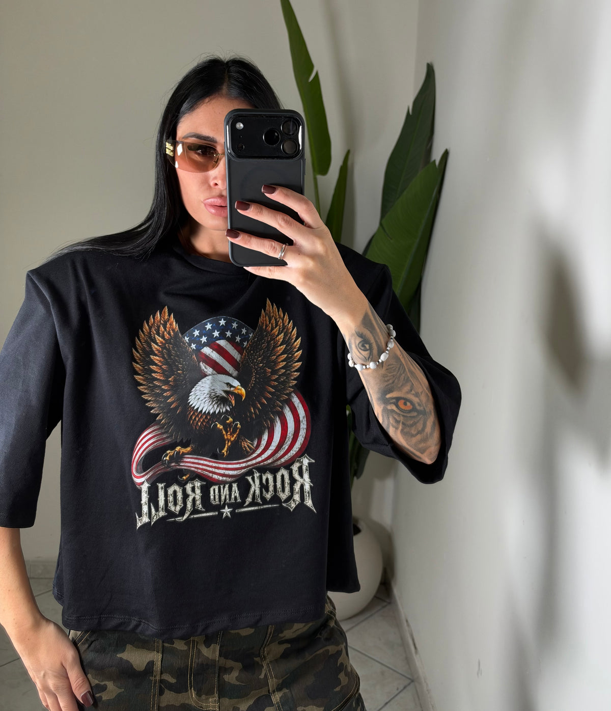 T-shirt crop rock and roll✨