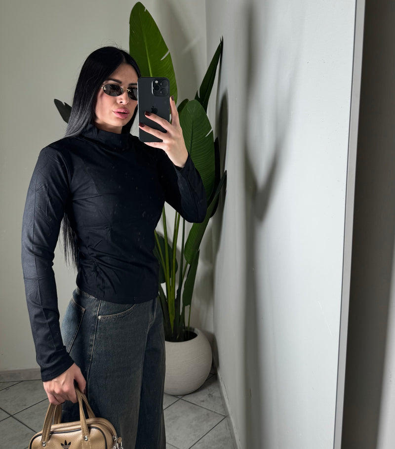 Magliettina mezzo collo drappeggiata✨