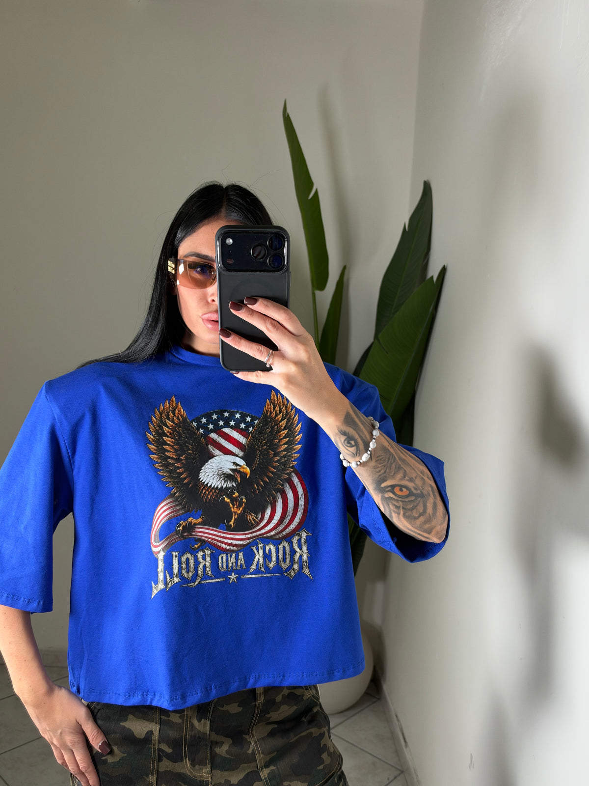 T-shirt crop rock and roll✨