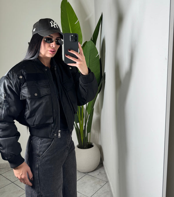Bomber alpha✨nero